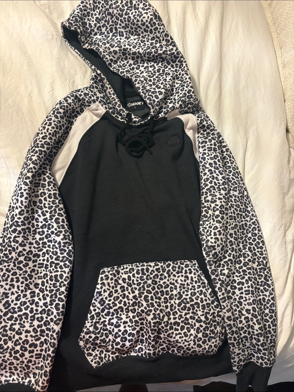 Hooey Hooded Leopard Print Pullover Sweatshirt - Black & White